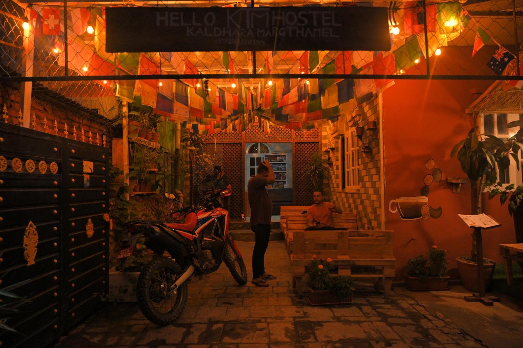 Hello Ktm Hostel Kathmandu Exterior photo